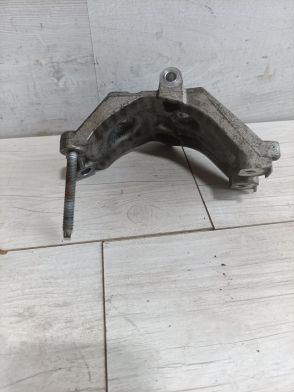 Łapa Mocowanie Wspornik Alternatora Chevrolet Camaro 3.6L V6 2010-2015 