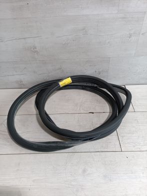 Dodge Durango III 2011-2022 SXT GT Citadel R/T – Uszczelka Drzwi Lewy Przód OEM 55399185AE