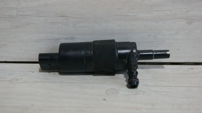 Pompa spryskiwaczy Audi A4 B7