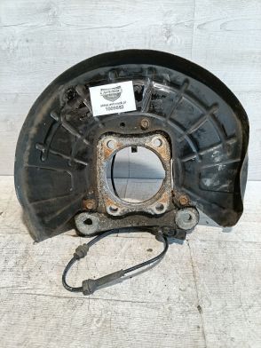 Zwrotnica lewy przód Jeep Cherokee KL