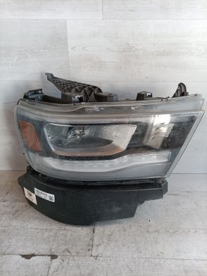 Lampa reflektor przedni prawy Dodge RAM