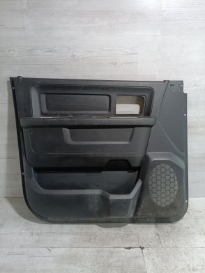 Boczek tapicerka drzwi prawa Dodge RAM 1500 QUAD CAB 2009-2018