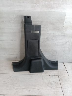 Poszycie słupka dolna osłona lewa Jeep Wrangler JK 2011-2017