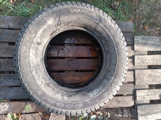 Opona GOODYEAR LT275 /70R17 114/110R WRANGLER AT/S