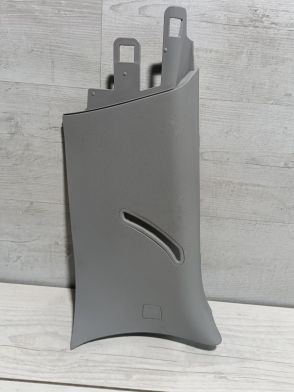 Poszycie osłona słupka prawa górna Chevrolet Silverado GMC Sierra 2014-2019