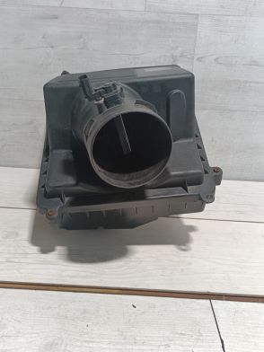 Obudowa filtra powietrza GMC Sierra Chevrolet Silverado 2014-2018