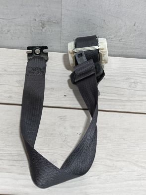 Pas bezpieczeństwa tylny GMC Sierra 2014-2019