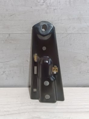 Uchwyt mocowanie wspornik deski rozdzielczej GMC Sierra Chevrolet Silverado 2014-2020