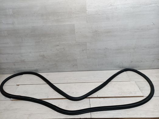 Uszczelka drzwi lewy tył GMC Sierra 2014-2018