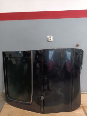 Drzwi prawy tył GMC Sierra oryginał 2014-2018