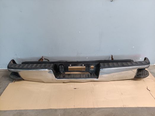 Zderzak Tylny Tył Chromowy GMC SIERRA 2014-2018