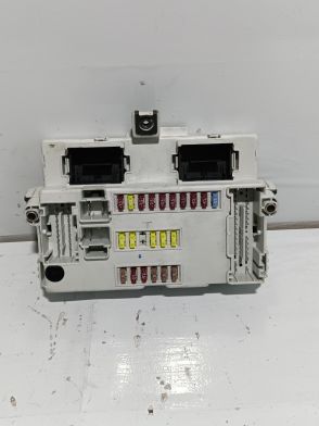 Skrzynka bezpieczników Fiat 500L 1,4 2014-2018