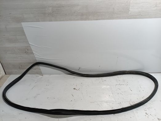 Uszczelka drzwi prawy tył Fiat 500L 2014-2018 oryginał 