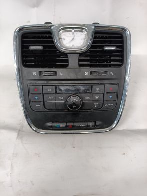 Panel klimatyzacji kratki nawiewu zegar Chrysler Town Country Dodge Grand Caravan 2012-2020