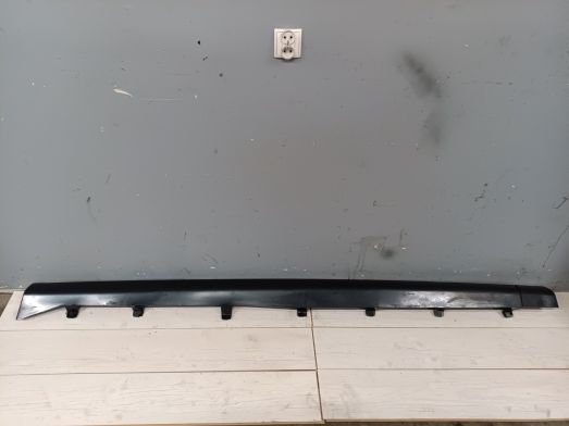 Listwa progowa próg prawy Chrysler Town Country Dodge Grand Caravan 2012-