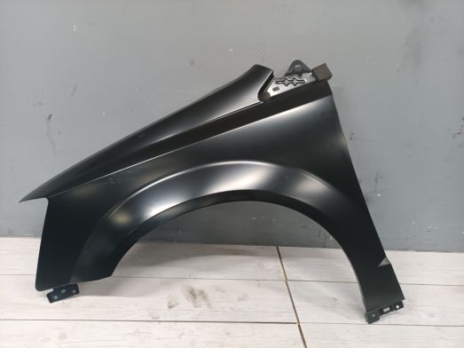 Błotnik przedni lewy Chrysler Voyager Town Country  2008-2015