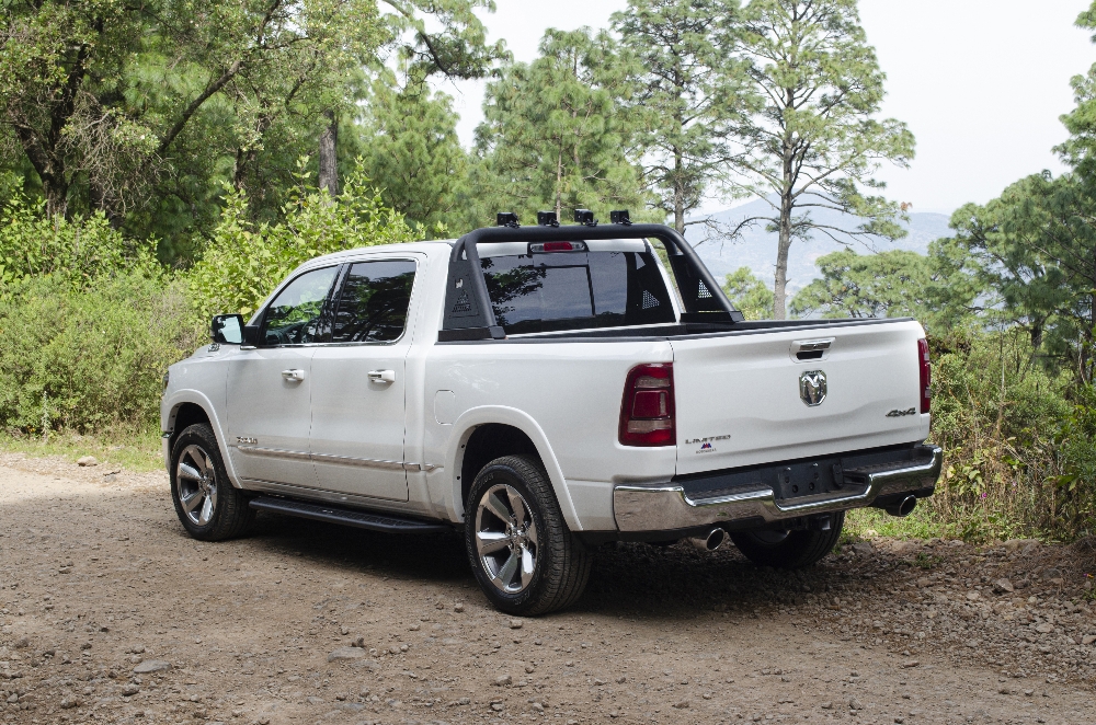 Go Rhino Sport Bar 3.0 for Full-Sized Trucks for GMC Sierra, Chevrolet Silverado, Ram, Dodge Ram, Ford F-150 – GRH911003T - obrazek 8