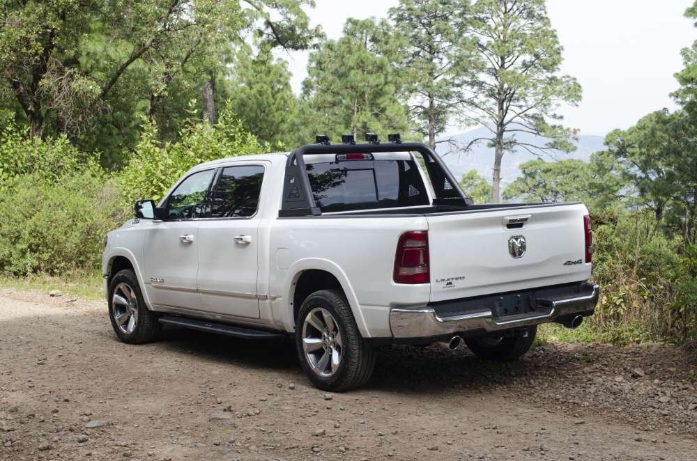 Go Rhino Sport Bar 3.0 for Full-Sized Trucks for GMC Sierra, Chevrolet Silverado, Ram, Dodge Ram, Ford F-150 – GRH911003T - obrazek 7